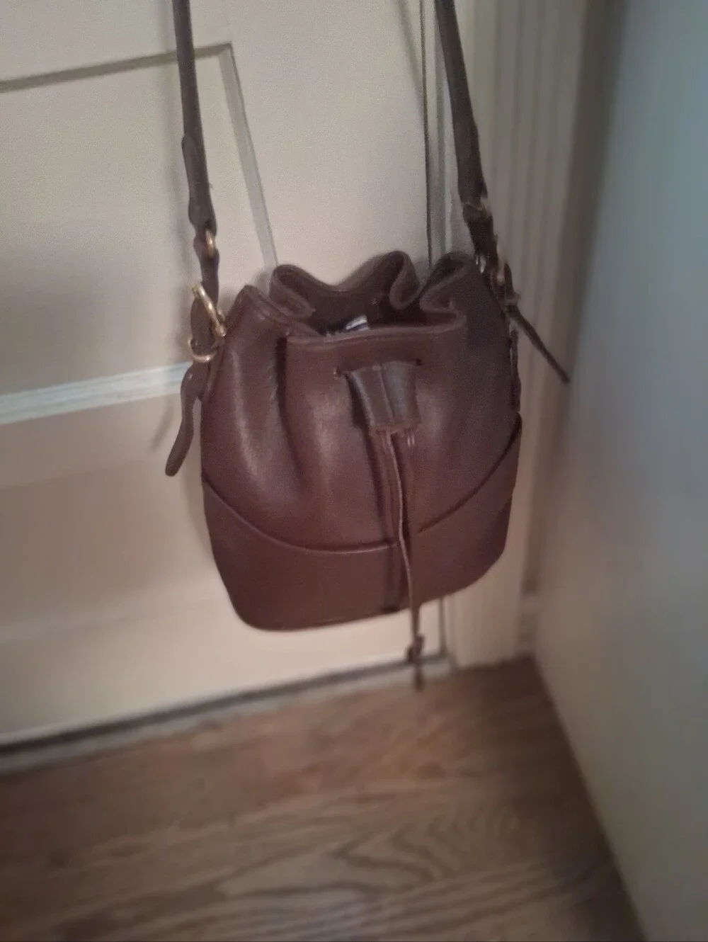 Women's Vintage Med Coach Bucket Bag